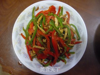 双椒肉丝的做法步骤：2