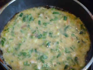 加料的--鸡蛋饼的做法步骤：2