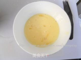 紫甘蓝肉松蛋卷的做法步骤：2
