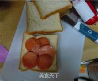 火腿三明治的做法步骤：2