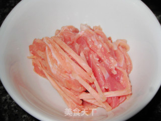 跟大厨学秘制京酱肉丝的做法步骤：2