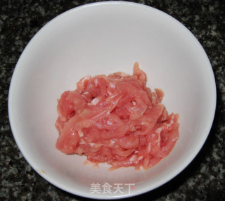 跟大厨学秘制京酱肉丝的做法步骤：2