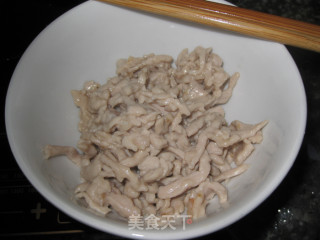 跟大厨学秘制京酱肉丝的做法步骤：2