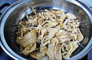 萝卜干烧肉的做法步骤：5