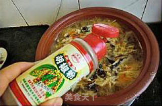 酸辣鸡蛋汤的做法步骤：4