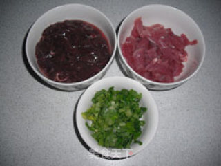 妈咪宝贝补血御寒粥——猪肝瘦肉粥的做法步骤：3