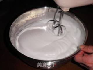 初学者必读----牛奶戚风蛋糕的做法步骤：3