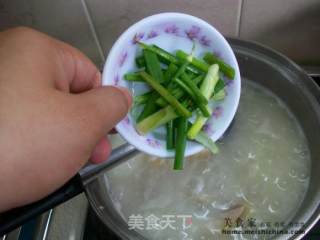 宝宝吃得香@@鲜美咸鸡粥的做法步骤：5