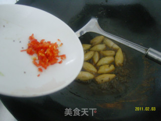【豉香酿鱿鱼】的做法步骤：2