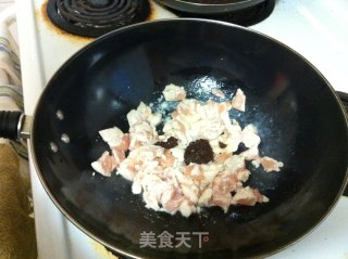酱爆鸡丁的做法步骤：3