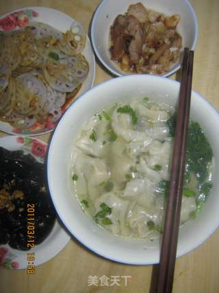 荠菜虾皮馄饨的做法步骤：2