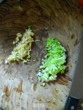 脆煎藕饼的做法步骤：3