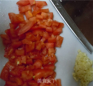 茄汁茄子的做法步骤：2