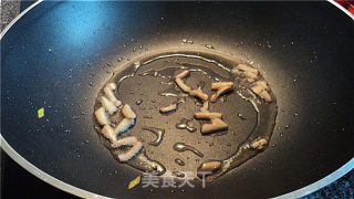 爆炒羊肉的做法步骤：2
