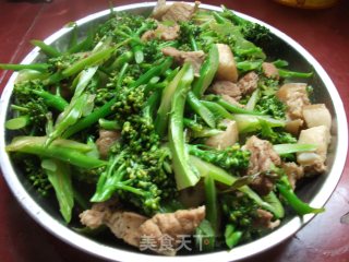 鲜肉炒花椰菜(菜花)~营养菜的做法步骤：3