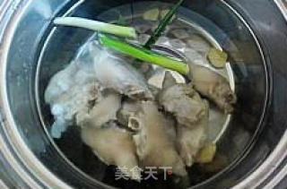 冬天的给力佳肴--南乳猪蹄的做法步骤：4