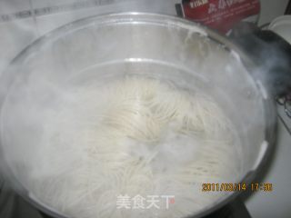 家庭自制放心牛肉拉面的做法步骤：2