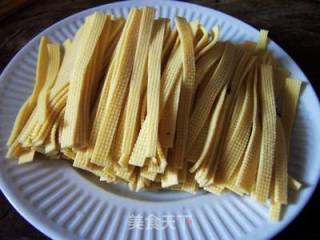 肉丝千张炒韭菜的做法步骤：4