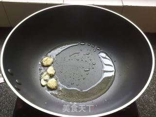 【番茄炒雪耳】的做法步骤：2