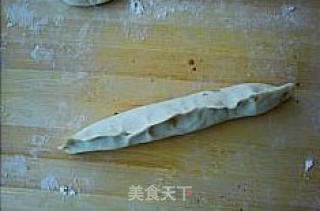 美味家常饼--椒盐麻酱旋饼的做法步骤：4
