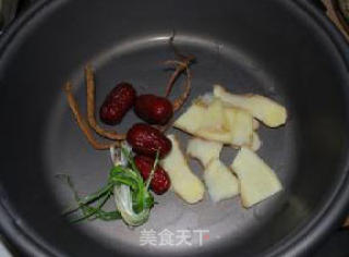 简单好味 嫩鸡火锅的做法步骤：4