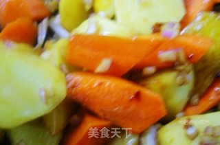 【土豆炖萝卜】的做法步骤：2