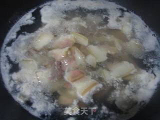 胡萝卜炒腊肉的做法步骤：4