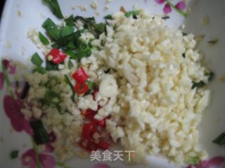 豆芽菜素炒饼的做法步骤：2