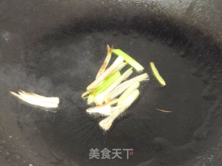 蒜香焖翅的做法步骤：2