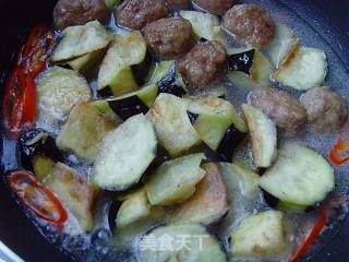 肉丸茄子煲的做法步骤：2