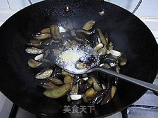 蒜香茄子的做法步骤：2
