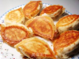 韭菜猪肉水煎包的做法步骤：5