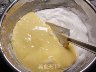 葡萄干戚风蛋糕的做法步骤：4