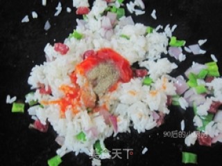 【黑椒芝士腊肠饭】的做法步骤：2