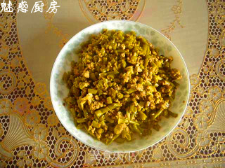 肉末酸豆角的做法步骤：2