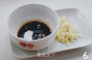 蒜香粉丝蒸培根的做法步骤：2