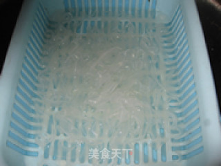 老干妈菠菜粉的做法步骤：2
