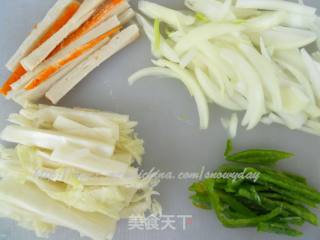 酱油炒面的做法步骤：2