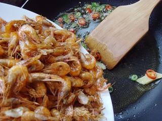 香酥虾的做法步骤：2