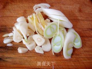 素炒蒜香西葫芦的做法步骤：4