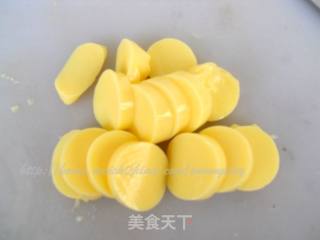 金针菇烧玉子豆腐的做法步骤：2