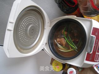 黄豆猪脚的做法步骤：2