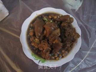 黄豆猪脚的做法步骤：2