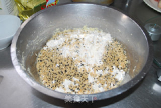花生黑芝麻饼干的做法步骤：2