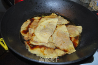 红烧大蛋饺的做法步骤：2