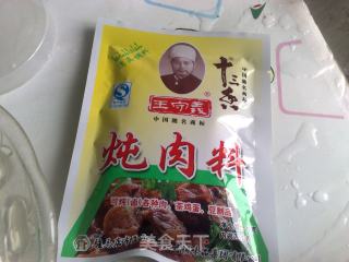 台湾卤肉饭的做法步骤：2