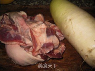 萝卜炖羊肉的做法步骤：2