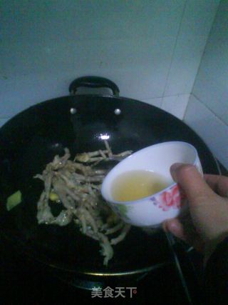 泡椒凤爪的做法步骤：2