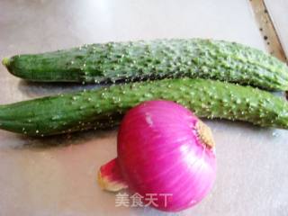 黄瓜洋葱炒鸡蛋的做法步骤：4