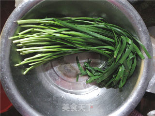 水煎韭菜盒子的做法步骤：3
